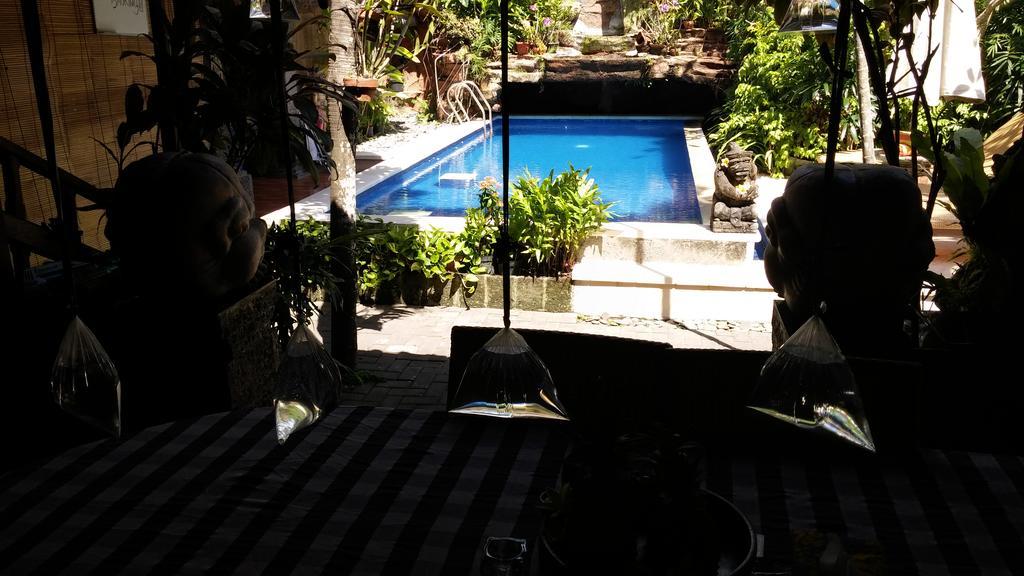 Aahh Bali Bed And Breakfast Jimbaran Exterior foto