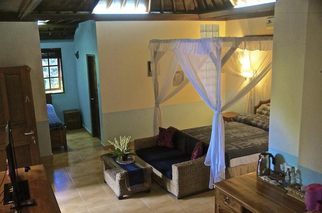 Aahh Bali Bed And Breakfast Jimbaran Exterior foto